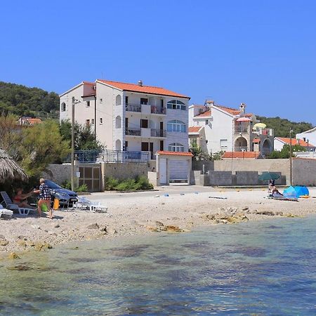 Apartments By The Sea Slatine, Ciovo - 14541 Экстерьер фото