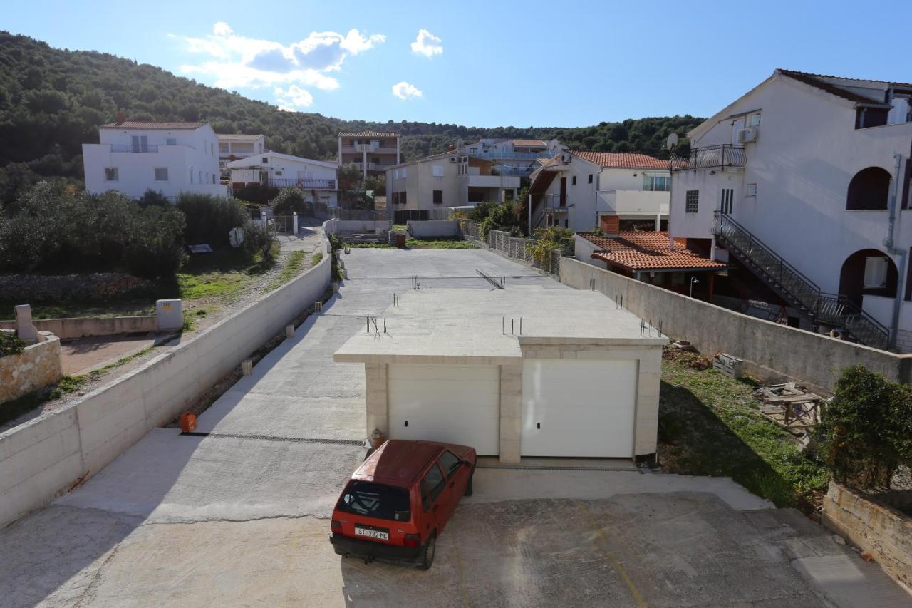 Apartments By The Sea Slatine, Ciovo - 14541 Экстерьер фото