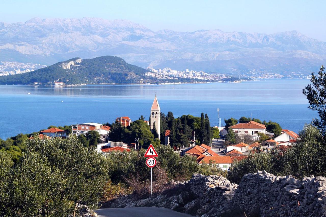 Apartments By The Sea Slatine, Ciovo - 14541 Экстерьер фото