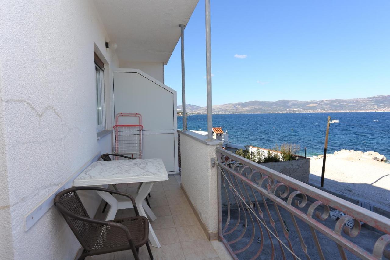 Apartments By The Sea Slatine, Ciovo - 14541 Экстерьер фото