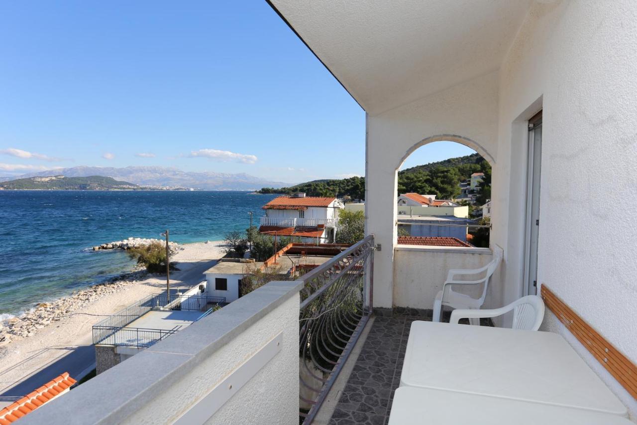 Apartments By The Sea Slatine, Ciovo - 14541 Экстерьер фото