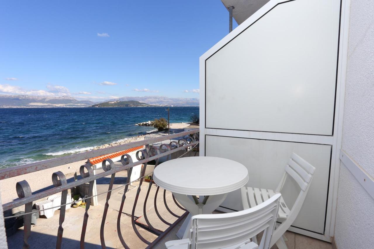 Apartments By The Sea Slatine, Ciovo - 14541 Экстерьер фото