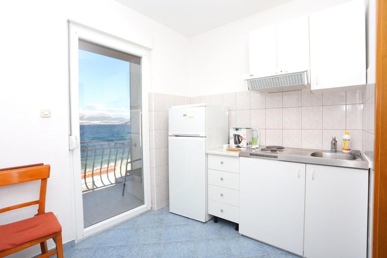 Apartments By The Sea Slatine, Ciovo - 14541 Экстерьер фото