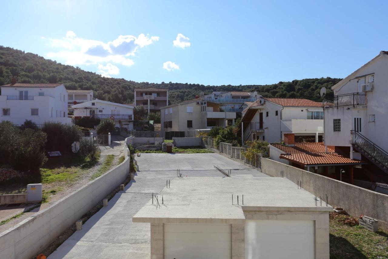 Apartments By The Sea Slatine, Ciovo - 14541 Экстерьер фото