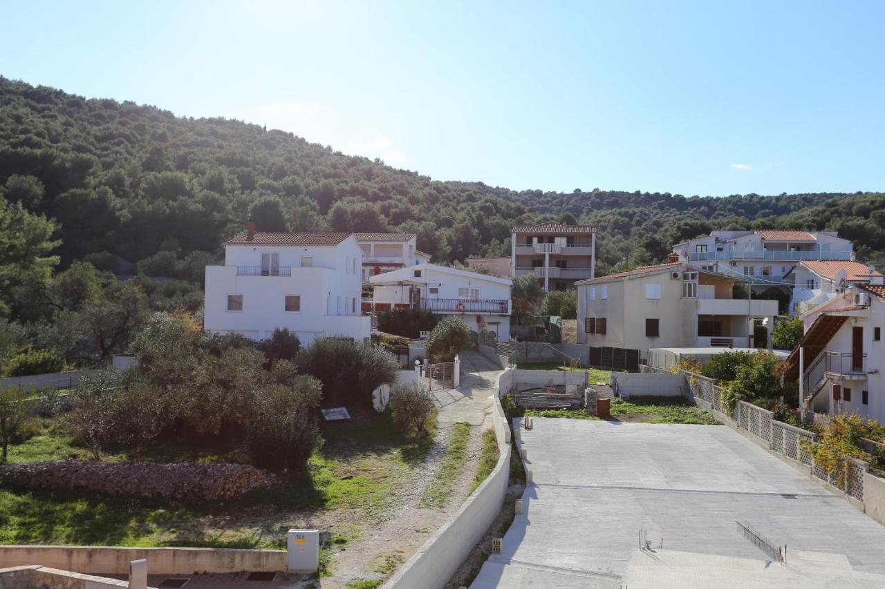 Apartments By The Sea Slatine, Ciovo - 14541 Экстерьер фото