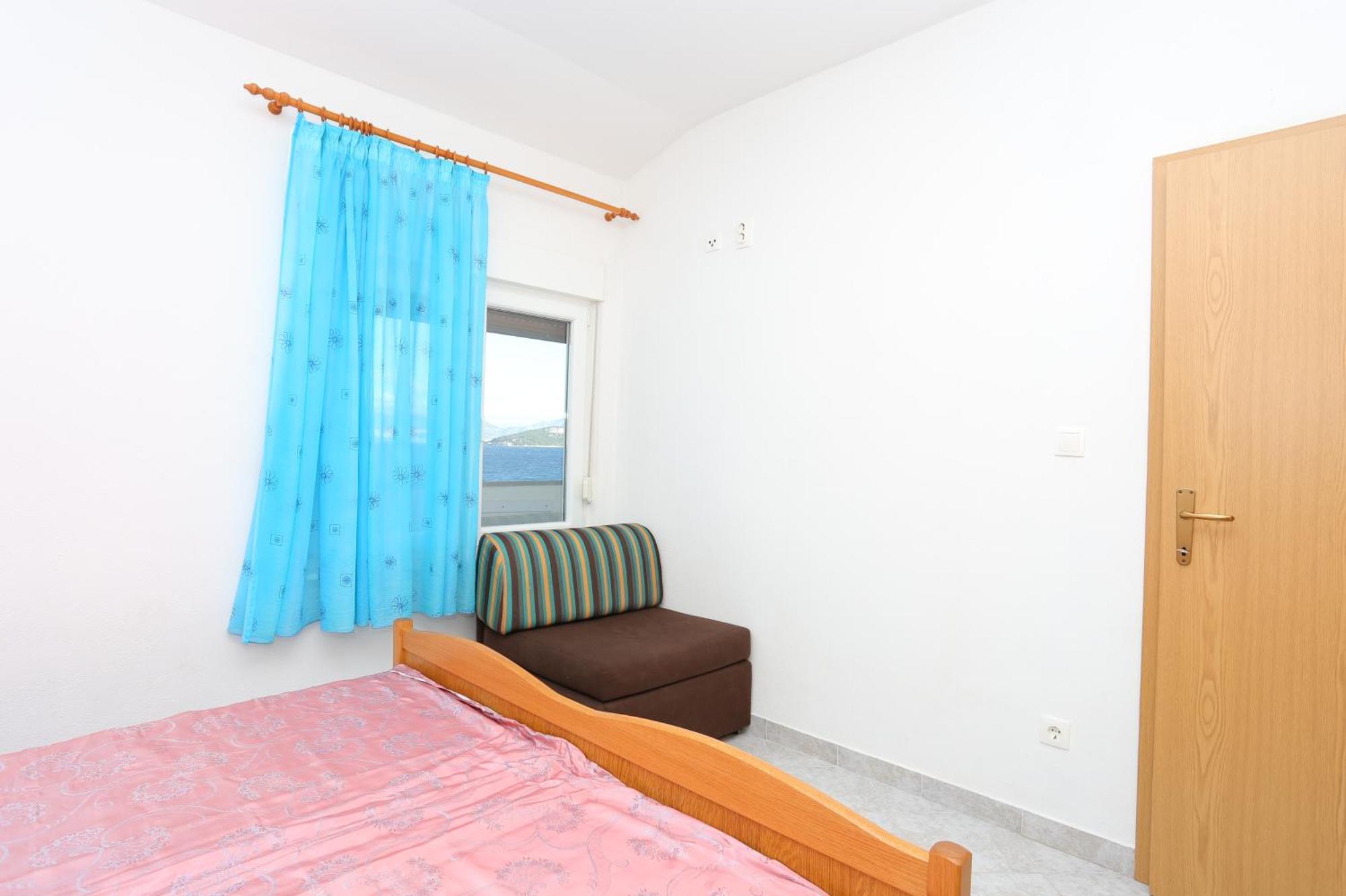 Apartments By The Sea Slatine, Ciovo - 14541 Номер фото